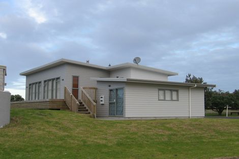 Photo of property in 5 Blue Bell Parade, Omaha, 0986