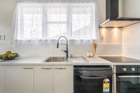 Photo of property in 5 Firth Crescent, Otara, Auckland, 2025