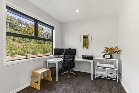 Photo of property in 7/2a Montrose Place, Highlands Park, New Plymouth, 4312