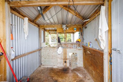 Photo of property in 760 Halcombe Road, Halcombe, Feilding, 4775