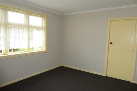 Photo of property in 52 Northcote Road, Northcote, Christchurch, 8052