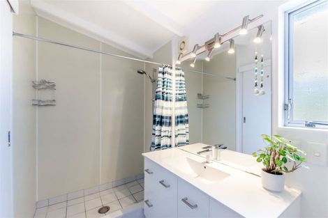 Photo of property in 110 Hillcrest Road, Raumati Beach, Paraparaumu, 5032