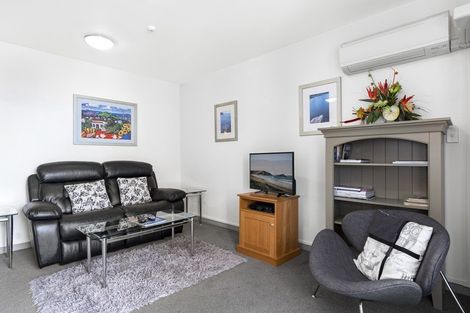 Photo of property in Anchorage Apartments, 309/36 Victoria Road, Mount Maunganui, 3116