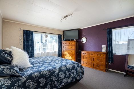 Photo of property in 6 Silby Street, Waitara, 4320
