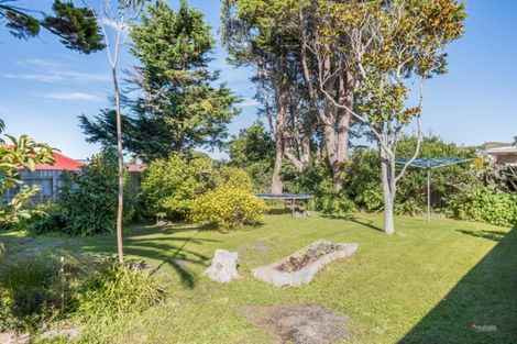 Photo of property in 26 Kapiti Crescent, Titahi Bay, Porirua, 5022