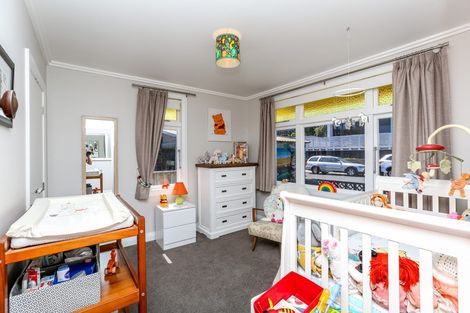 Photo of property in 18 Aubrey Street, New Plymouth, 4310