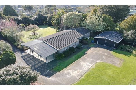 Photo of property in 11 Riverview Road, Kerikeri, 0230