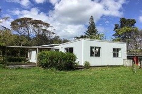 Photo of property in 63 Puriri Road, Waikanae, 5036