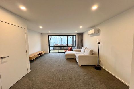 Photo of property in 40 Cessna Crescent, Mangere, Auckland, 2022