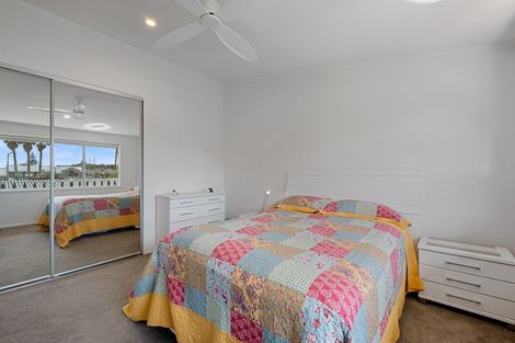 Photo of property in 3/15 Omana Road, Milford, Auckland, 0620