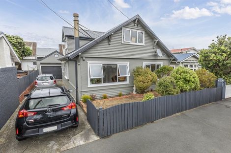 Photo of property in 101 Apu Crescent, Lyall Bay, Wellington, 6022