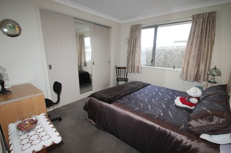 Photo of property in 2/23 Bradshaw Street, South Dunedin, Dunedin, 9012