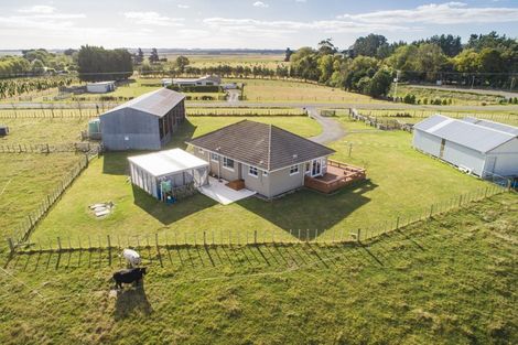 Photo of property in 106 Cemetery Road, Sanson, Palmerston North, 4479