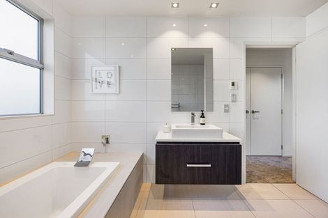 Photo of property in 5 Petersburg Drive, Flagstaff, Hamilton, 3210