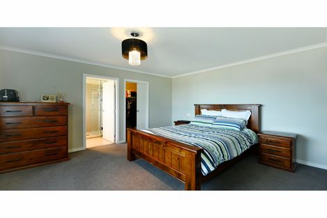 Photo of property in 31 Kendall View, Stoke, Nelson, 7011