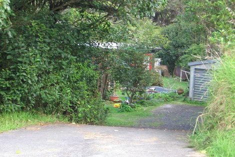 Photo of property in 69 Warner Park Avenue, Laingholm, Auckland, 0604