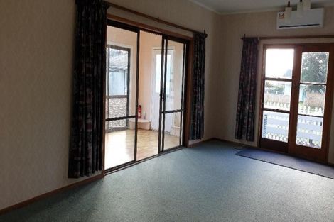 Photo of property in 203 Egmont Street, Patea, 4520