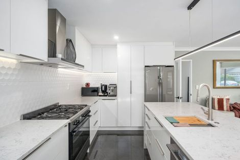 Photo of property in 27 Mauldeth Terrace, Churton Park, Wellington, 6037