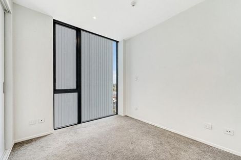 Photo of property in 501/1 Buscomb Avenue, Henderson, Auckland, 0610
