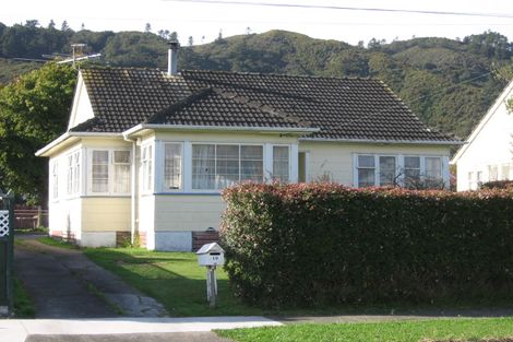 Photo of property in 10 Poole Street, Taita, Lower Hutt, 5011
