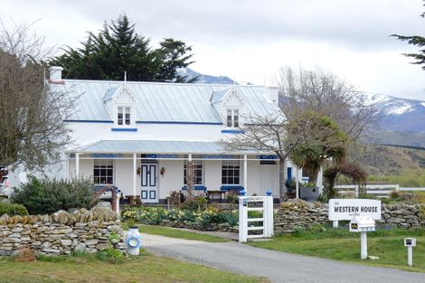 Photo of property in Western House, 5469 Kurow Duntroon Road, Otiake, Oamaru, 9494