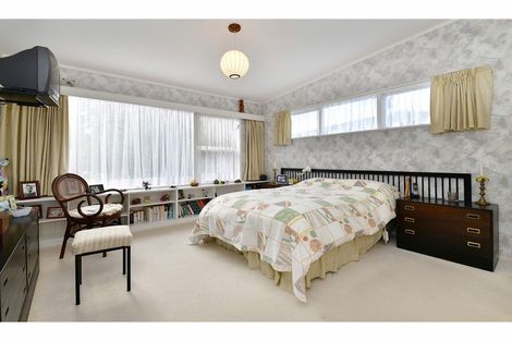 Photo of property in 10 Manuka Street, Orewa, 0931