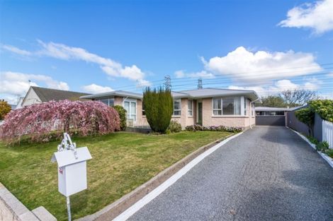 Photo of property in 8 Carbine Place, Sockburn, Christchurch, 8042