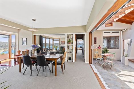 Photo of property in 2 Robieson Lane, Roseneath, Wellington, 6011