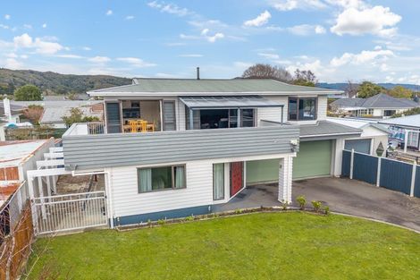Photo of property in 42a Hudson Avenue, Ebdentown, Upper Hutt, 5018