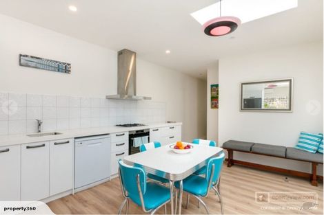 Photo of property in 79 Elizabeth Street, Mount Victoria, Wellington, 6011