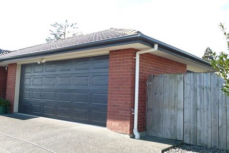 Photo of property in 80 Glenveagh Park Drive, Weymouth, Auckland, 2103