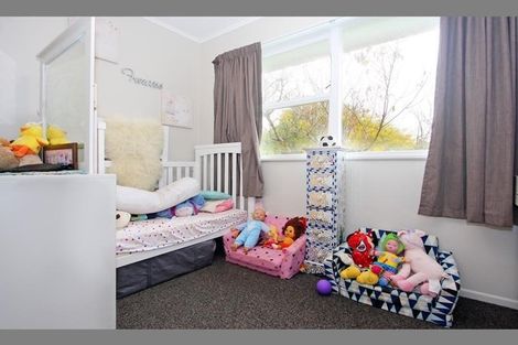 Photo of property in 67 Hobart Crescent, Wattle Downs, Auckland, 2103