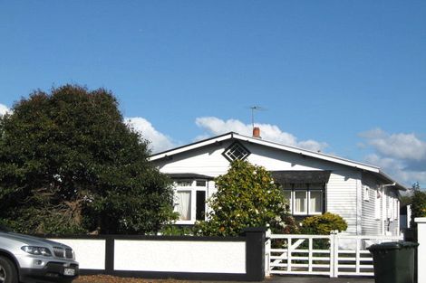 Photo of property in 19 Glen Almond Street, New Plymouth, 4310