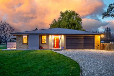 Photo of property in 22 Young Lane, Clyde, Alexandra, 9391