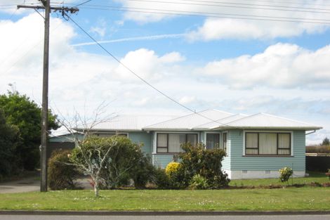 Photo of property in 106 Cordelia Street, Stratford, 4332