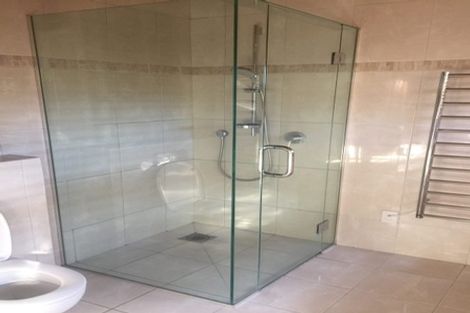 Photo of property in 2/2 Katui Street, Castor Bay, Auckland, 0620