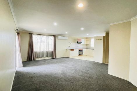 Photo of property in 53 Kayes Road, Pukekohe, 2120