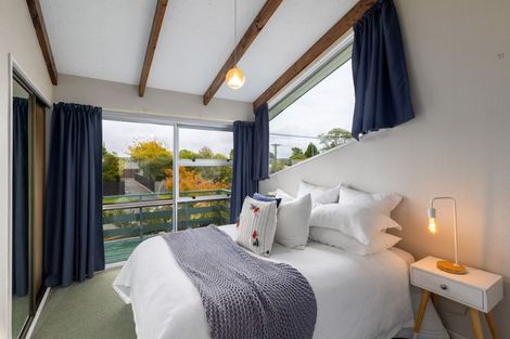 Photo of property in 42 Crofton Road, Harewood, Christchurch, 8051