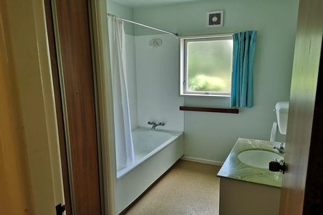 Photo of property in 3 Newbridge Place, Ilam, Christchurch, 8041