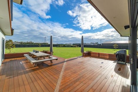 Photo of property in 5 Braeburn Crescent, Swannanoa, Kaiapoi, 7692