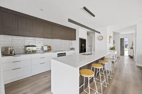 Photo of property in 4 Ruapehu Road, Poraiti, Napier, 4112