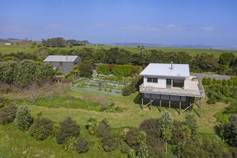 Photo of property in 352 Te Papatapu Road, Raglan, Te Mata, 3894