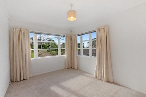 Photo of property in 60 Glengarry Road, Glen Eden, Auckland, 0602