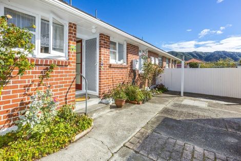 Photo of property in 1/15 Cecil Street, Clouston Park, Upper Hutt, 5018