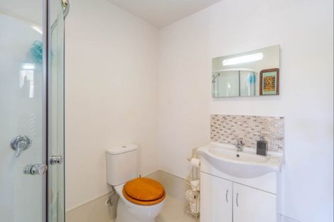 Photo of property in 5 Tararua Street, Paraparaumu, 5032