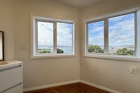 Photo of property in 102 Barnard Street, Wadestown, Wellington, 6012