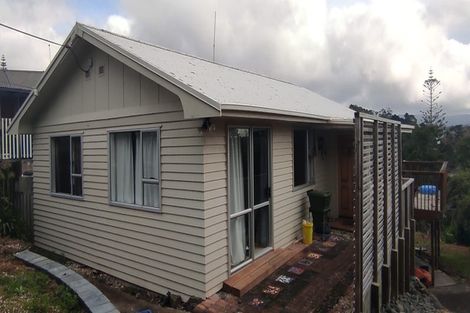 Photo of property in 121 Rosier Road, Glen Eden, Auckland, 0602