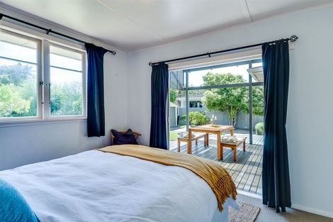 Photo of property in 10 Shirley Place, Bay View, Napier, 4104