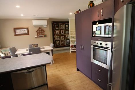 Photo of property in 6 Nautical Drive, Haruru, 0204