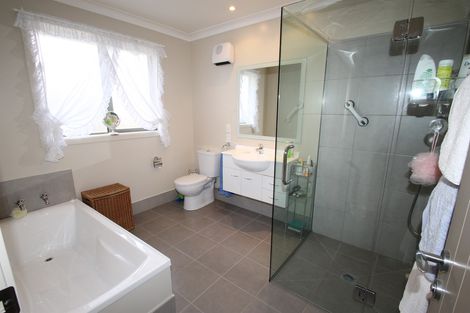 Photo of property in 2/23 Bradshaw Street, South Dunedin, Dunedin, 9012